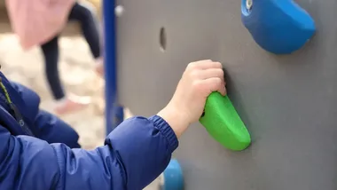 Skwer na Czarnej Górze przejdzie dużą zmianę. Będzie plac zabaw i monitoring