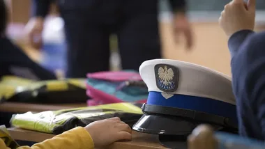 Cztery kroki na wypadek zagrożenia. Olkuscy policjanci rozmawiali z uczniami