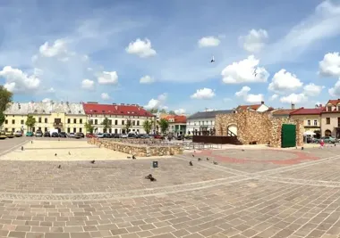 Nowa organizacja parkowania w Wolbromiu – pierwsza godzina bez opłat