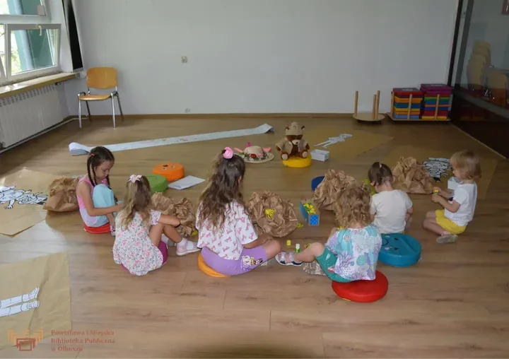 W bibliotece zamieszkały pszczoły, misie i pachnąca przygoda