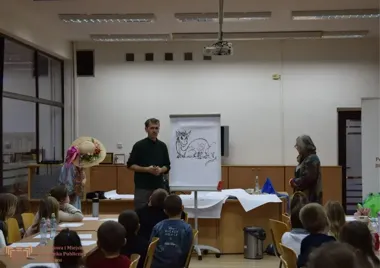 Baśnie Andersena ożyły w olkuskiej bibliotece - dzieci zrobiły show