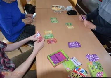 Planszówki, kawa i emocje - biblioteka w Olkuszu znów przyciągnęła graczy