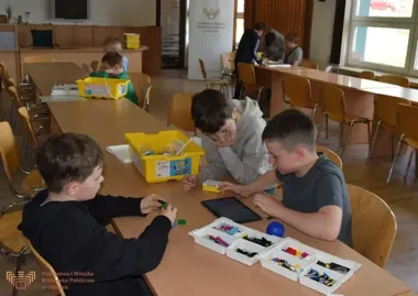 Roboty, algorytmy i wyścig na torze - Klockoteka znów rusza w Olkuszu