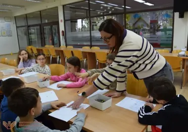 Roboty, slalomy i bramki - biblioteka w Olkuszu weszła w tryb gry