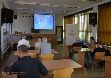 Olkusz znów spojrzał w gwiazdy - biblioteczne spotkanie rozkręciło kosmiczną ciekawość