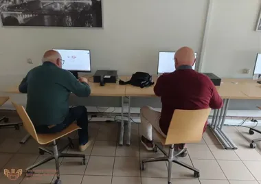 Seniorzy w Olkuszu oswajają zdrowie online i robią to z lekkością
