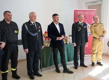 Młodzi strażacy z powiatu pokazali, że pożarnictwo znają od podszewki