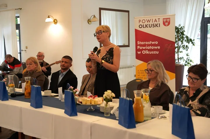 W Olkuszu świętowali Dzień Białej Laski. Były wspomnienia i muzyka