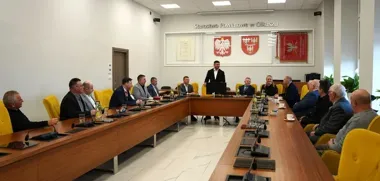 Pszczelarze z Wolbromia świętują współpracę ze starostwem i pamięć po Wiesławie Majdzie