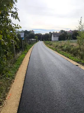 W gminie Wolbrom modernizują ponad 3,5 km dróg do pól