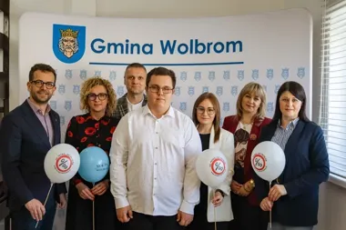 Dariusz Kozioł z Wolbromia zwycięża w ogólnopolskim konkursie profilaktycznym