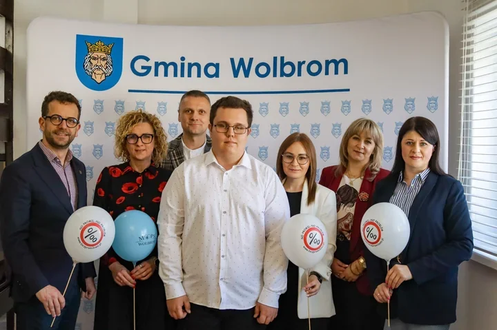 Dariusz Kozioł z Wolbromia zwycięża w ogólnopolskim konkursie profilaktycznym